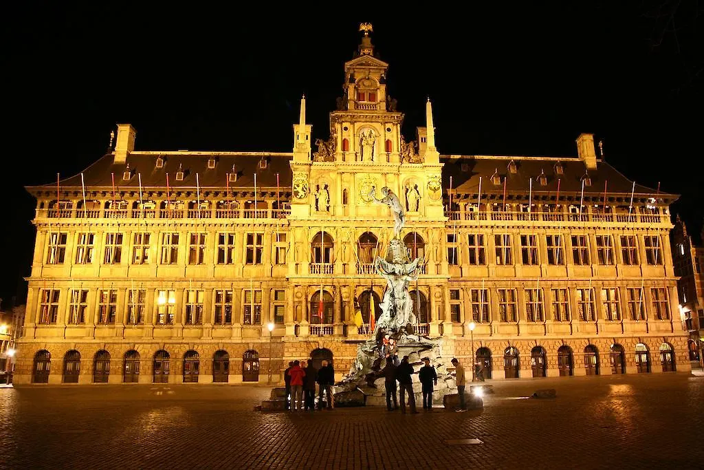 *** Hotel Trip Inn Eden Antwerpen Bélgica
